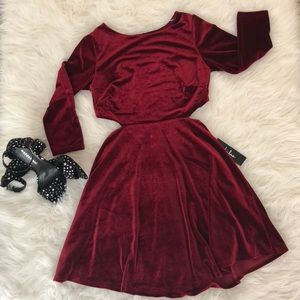 Lulu’s backless velvet dress